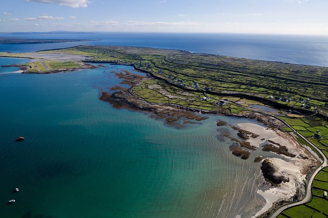 3-Day Cliffs of Moher, Connemara and Aran Islands Rail Tour from Dublin - Kylemore Abbey deserves more than 105 minutes