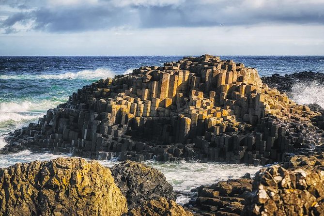 3-Day Northern Ireland Tour from Dublin: Giant’s Causeway & Titanic Experience - Day two: the Dark Hedges, rope bridge, and Giant’s Causeway