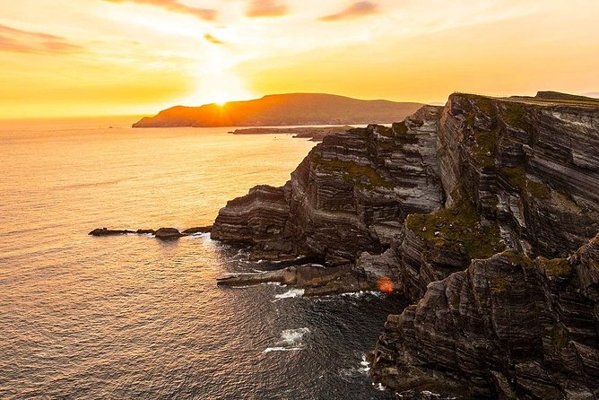 3-Day Southern Ireland Tour Including Galway and Kerry from Dublin - Day two: The Burren and the Cliffs of Moher