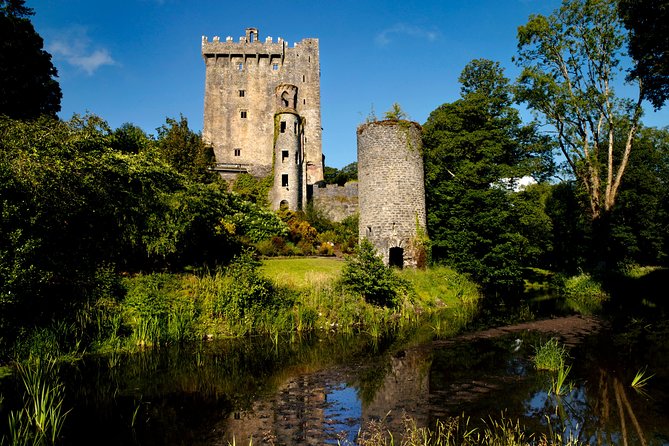 4-Day Blarney Castle, Ring of Kerry, Cliffs of Moher & Connemara - Day 1: Blarney Castle gardens and the Queenstown Story