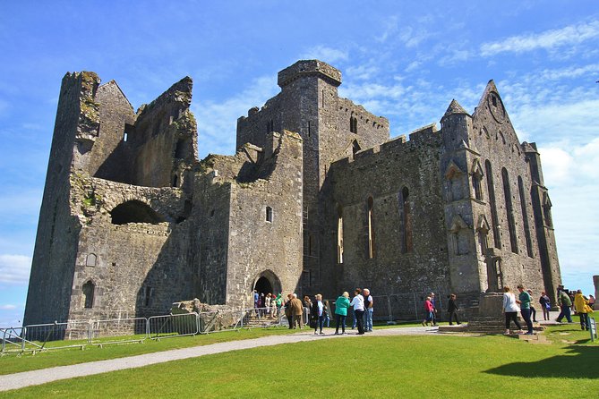 6-Day Magical Southern Explorer Small Group Tour - Day one: Sally Gap, Glendalough, and Kilkenny