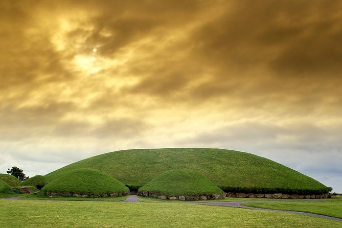 6 hour Half-Day Award Winning Private Tour of the Boyne Valley - Hill of Tara connects myth, kings, and Irish identity