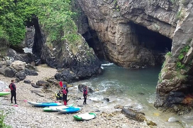 7 Arches Kayak Tour - Paddling at an easy pace