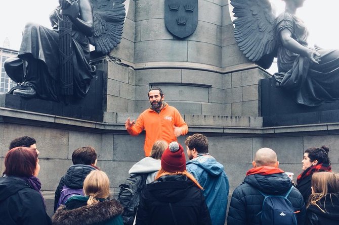 90 Minute Dublin Walking tour and Sightseeing tips - O’Connell Street and the General Post Office