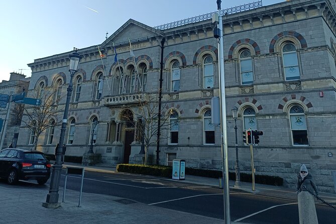 A Self-Guided Stroll Along Dún Laoghaire's East Pier - The East Pier and Its Lighthouse Views