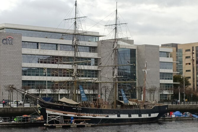 A Self Guided Walking Tour of Dublin's Docklands - The IFSC and the changing face of the port