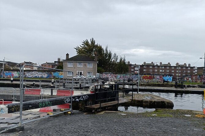A Self Guided Walking Tour of Dublin's Docklands - Famine memory and the Jeanie Johnston