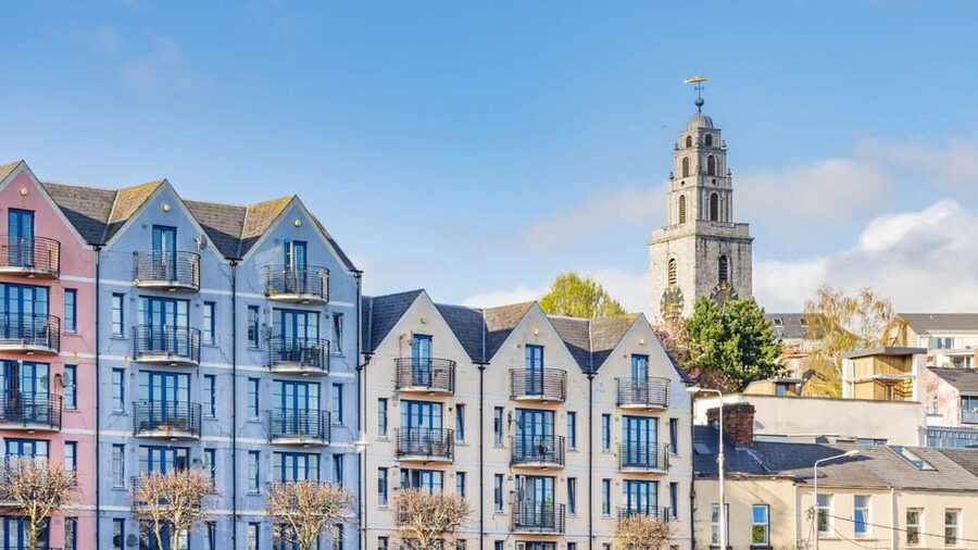 Best of Cork: Private Walking Tour with a Local - Getting your bearings on St. Patrick’s Street