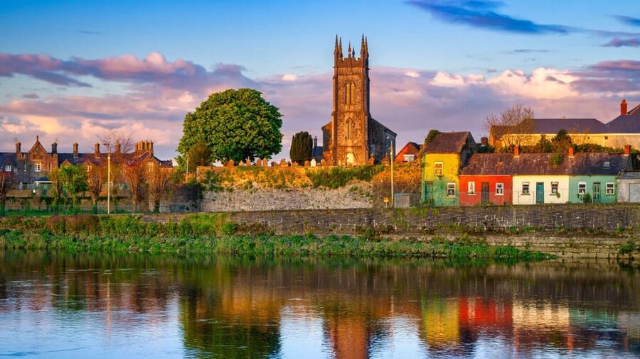 Best of Limerick: Private Walking Tour with a Local - King John’s Castle and Limerick’s medieval story