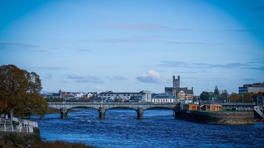Best of Limerick: Private Walking Tour with a Local - Walking the historic city center