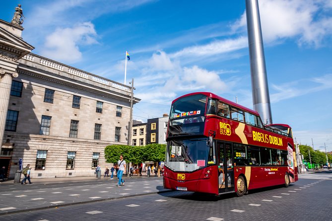Big Bus Dublin Hop-on, Hop-off Sightseeing Tour with Live Guide - Starting at O’Connell Street and crossing the River Liffey