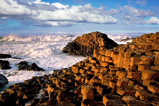 Chauffeur Giants Causeway & Belfast Private Day Tour From Dublin - Ballintoy: the sensible place for lunch