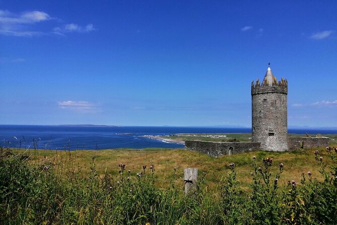 Cliffs of Moher & Bunratty Castle Day Tour - Who should book this experience?