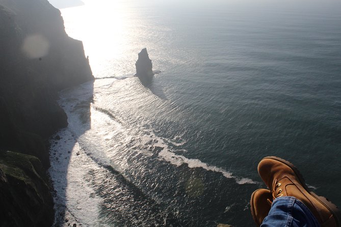 Cliffs of Moher Private Award Winning Luxury Mercedes Car Tour - Kinvarra and Dunguaire Castle: a gentle start on Galway Bay