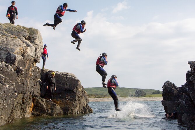 Coasteering on Irelands Wild Atlantic Way - Climbing and cliff jumping with room to choose