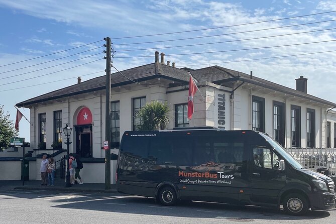 Cobh cruise excursion, Blarney, Cork & Kinsale. Car or Minibus. - Charles Fort and the Kinsale coast
