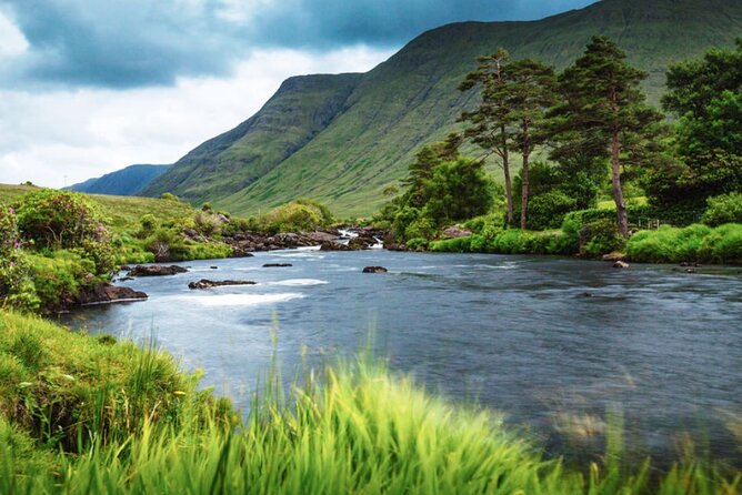 Connemara and Galway Private Chauffeur 2 Days Tour from Dublin - Cong and the world of The Quiet Man