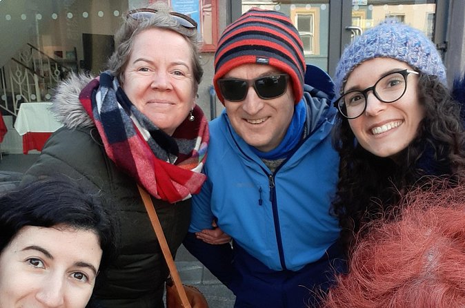 Cork Chat and History Walking Tour - Coal Quay, the Corn Market, and Cork’s old crest