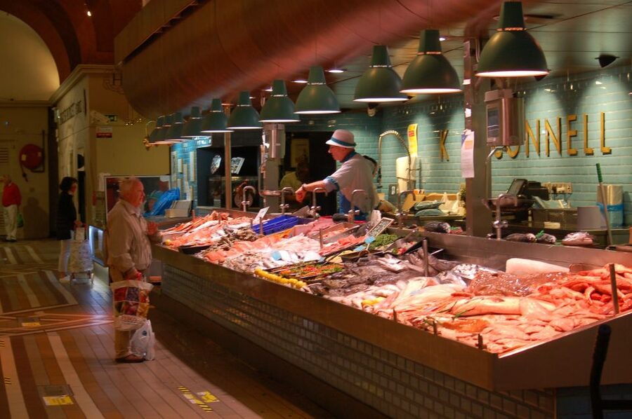 Cork: Guided Historical Walking Tour - Finishing at the English Market