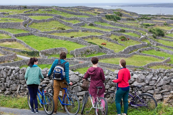 Cycling Inishmore Island. Aran Islands. Self-guided. Full day. - Riding Toward Dun Aengus
