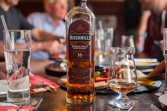 Deluxe Whiskey and Food Tasting in Dublin - What the guide adds to the whiskey