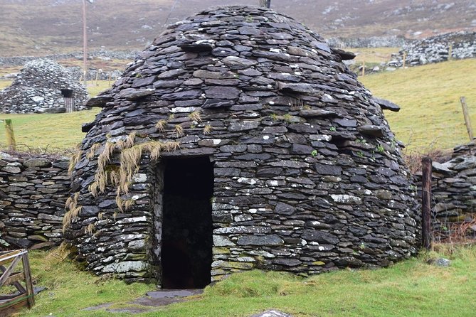 Dingle Peninsula and Slea Head Drive Group Tour - Blasket Islands and Coumeenoole Beach