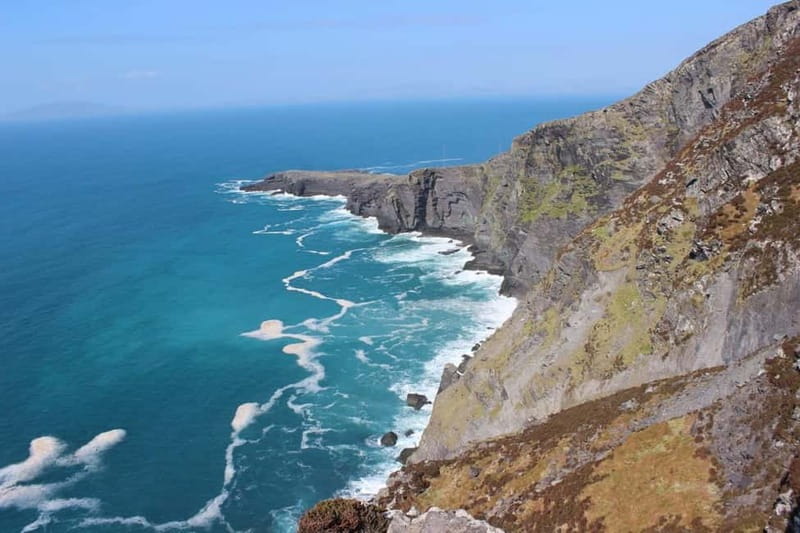 Dingle Peninsula & Slea Head Drive: Tour from Killarney - Blasket Islands Visitor Centre adds a thoughtful pause