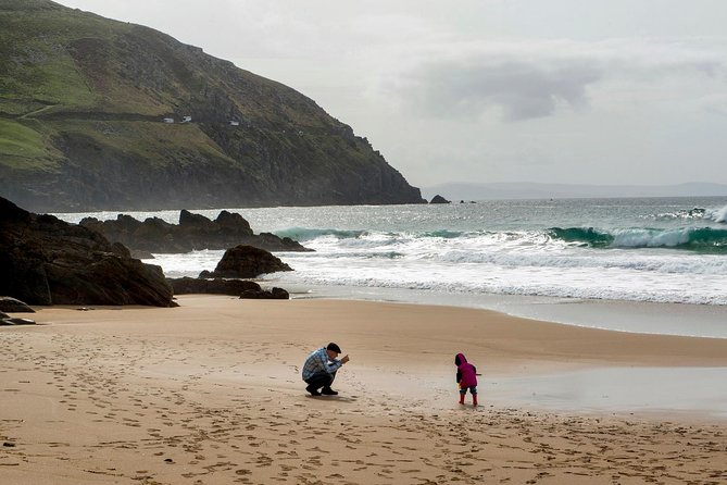 Dingle Peninsula Tour from Killarney: Including Wild Atlantic Way - Inch Beach and its movie history