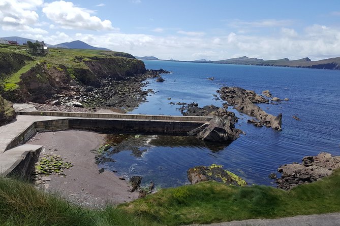 Dingle: Slea Head Drive Tour Full Day - Personal Chauffeur Guide - Lunch at a traditional Irish pub