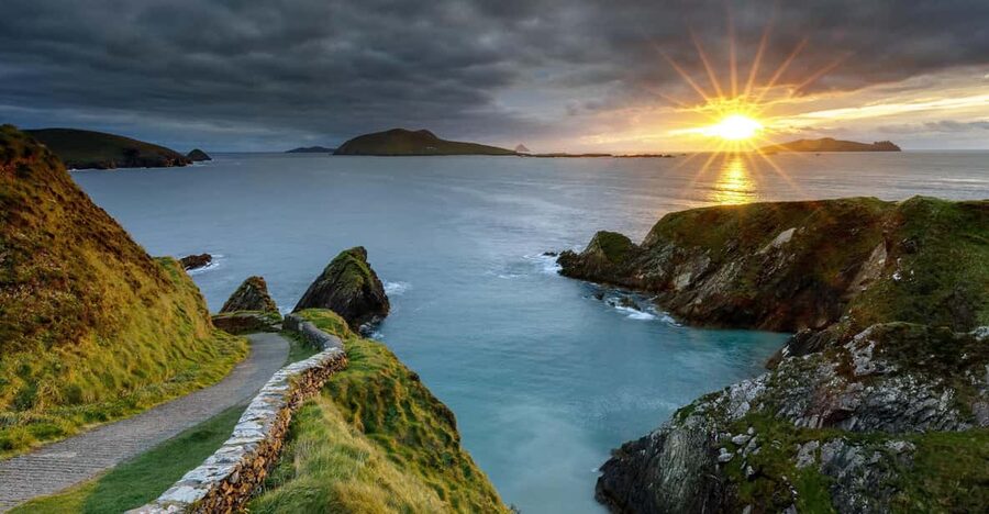 Dingle: Slea Head Sunset & Magic Hours Photo Tour - Coumeenoole Strand at water level