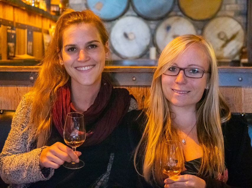 Dublin: 2-Hour Premium Whiskey and Food Tasting Tour - Finishing with Irish handmade chocolates