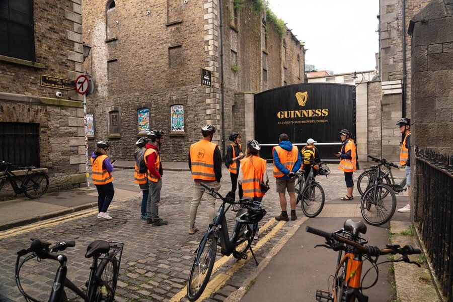 Dublin: Bike & E-Bike Tour with a Local Guide - The quick facts that matter