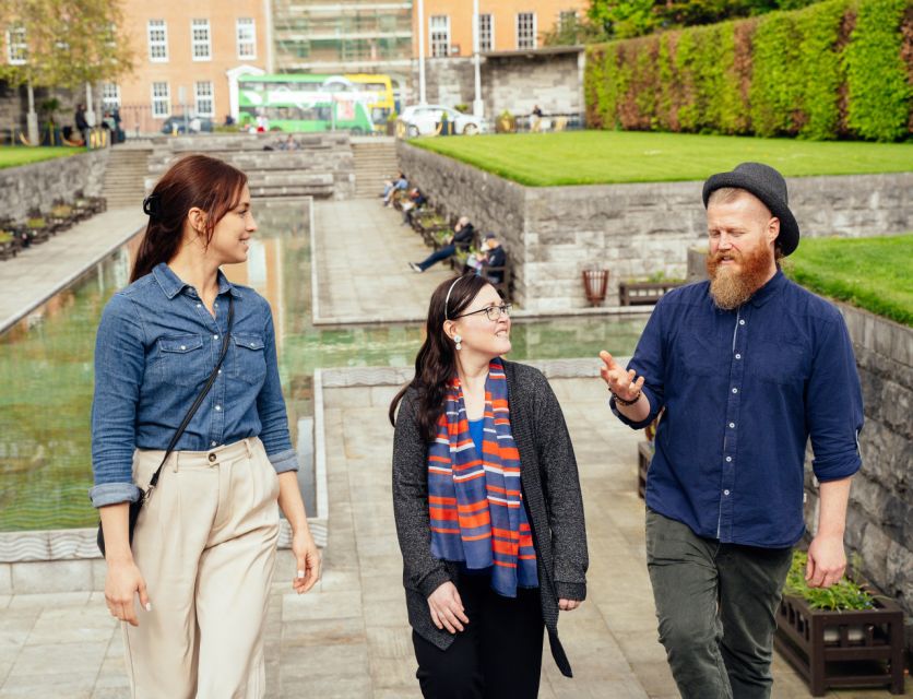 Dublin: Customizable Private Walking Tour with a Local Host - St Stephen’s Green for a Slower Hour