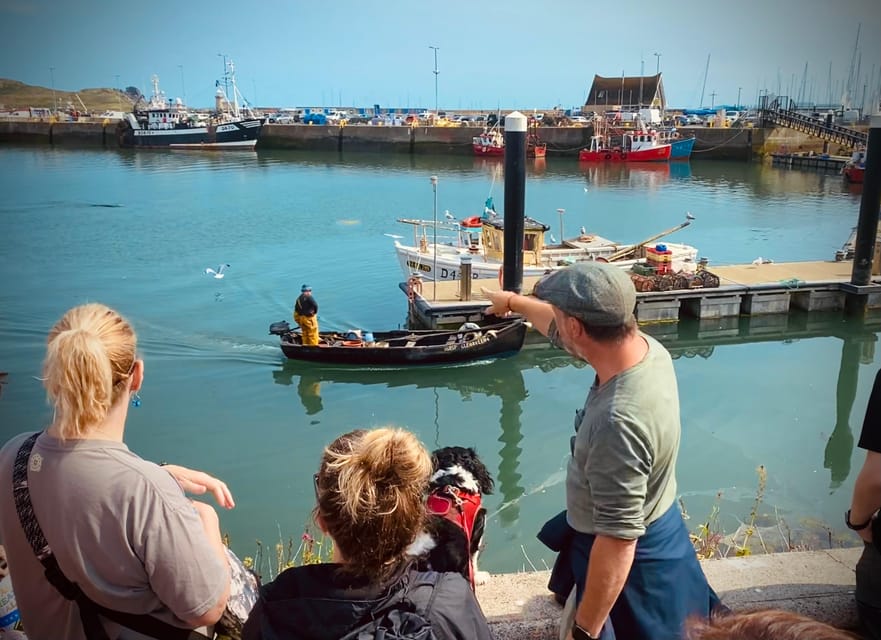 Dublin: Dublin Coastal Hike and Pints & Puppies - The Pub Pint at the Bloody Stream