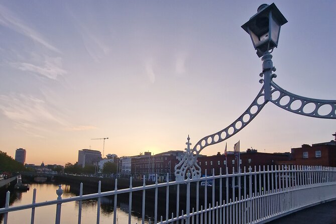 Dublin Express Private Guided Walking Tour - Starting with Irish music at Claddagh Records