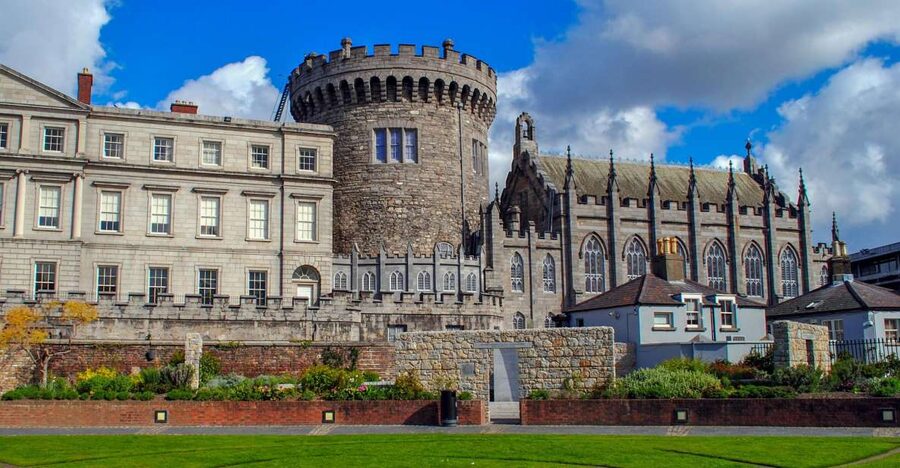 Dublin: Fast-Track Book of Kells Ticket & Dublin Castle Tour - Booking advice and final verdict
