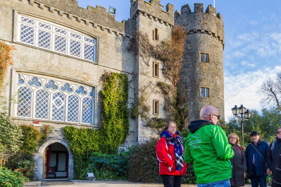 Dublin: Full-Day Howth and Malahide Castle Tour - A quick look at Casino Marino