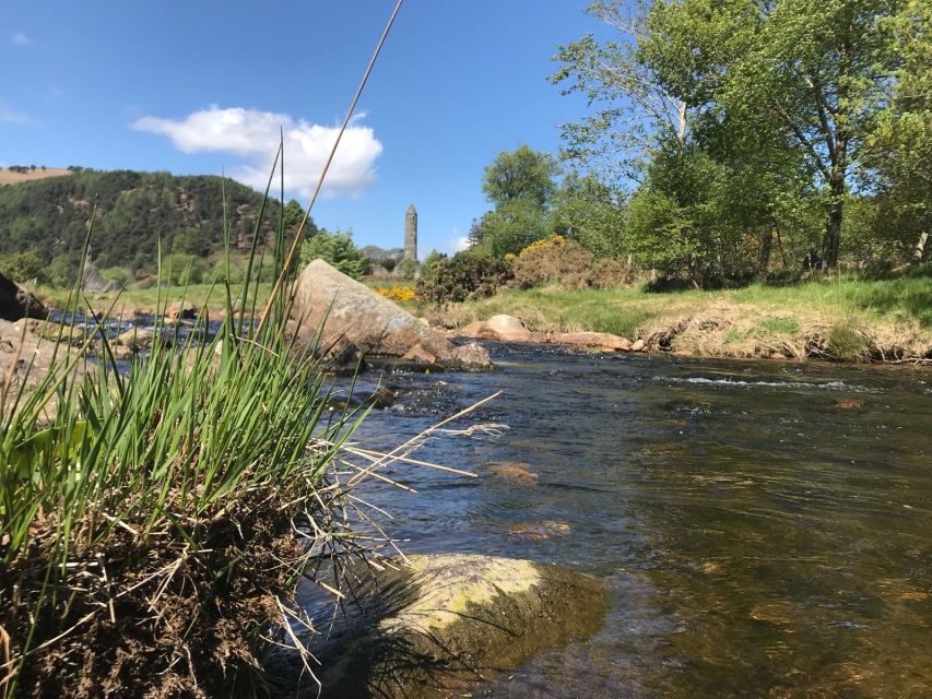 Dublin: Full-Day Wicklow Mountains Tour w/ Glendalough Visit - The Johnnie Fox’s Pub Possibility