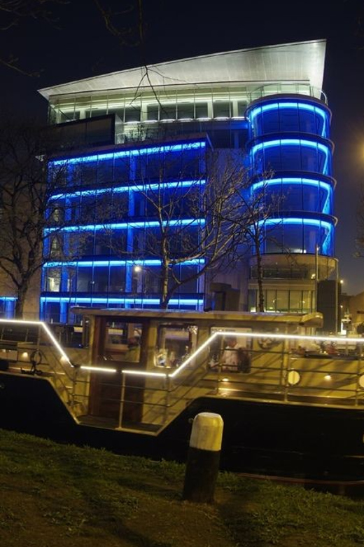 Dublin: Grand Canal Cruise with Dinner - A quiet ride through Dublin’s Grand Canal
