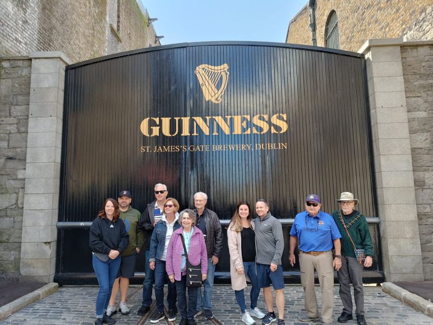 Dublin: Guinness Storehouse & Perfect Pint Tour Experience - The meeting point is important