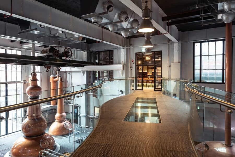 Dublin: Guinness Storehouse, Roe & Co Irish Whiskey Tour - Roe & Co Distillery: blending, tasting, and one premium drink