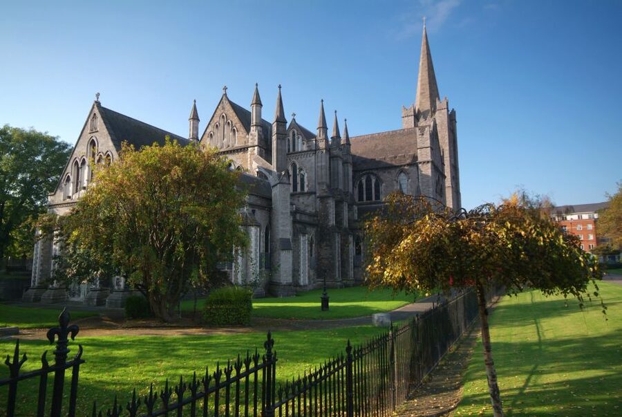Dublin: Half-Day Private Walking Tour - A three-hour introduction to Dublin on foot