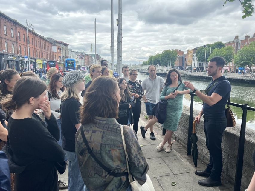 Dublin: Highlights and Hidden Gems Walking Tour - Key points at a glance