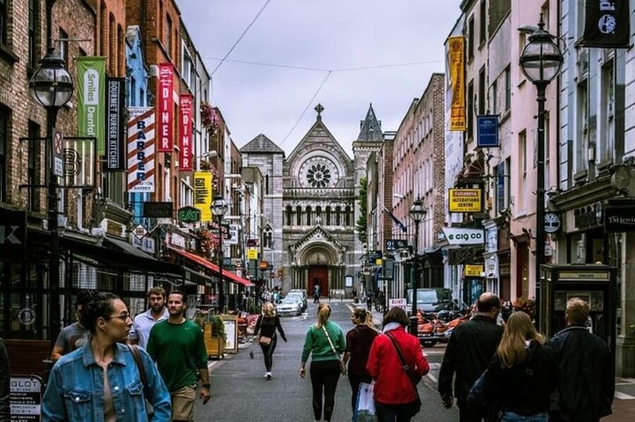 Dublin: Highlights and Hidden Gems Walking Tour - Temple Bar Beyond the Pub Signs