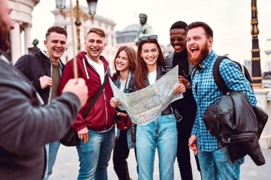 Dublin: Highlights and Hidden Gems Walking Tour - Molly Malone and the Story of Cockles and Mussels