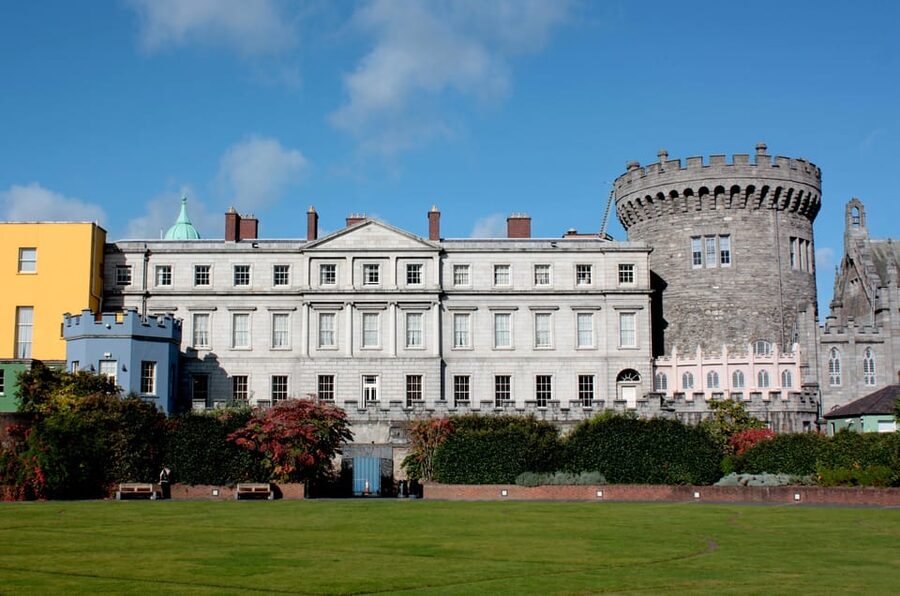 Dublin: Historical and Cultural Historical Walking Tour - Crossing Dublin on Ha’penny Bridge