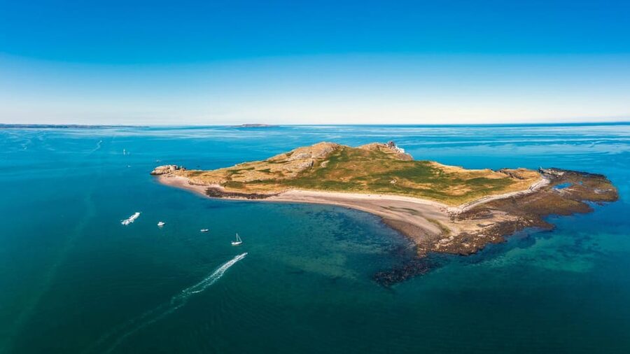 Dublin: Howth Cliffs and Lighthouse Boat Tour - Who will enjoy this Howth cruise most?