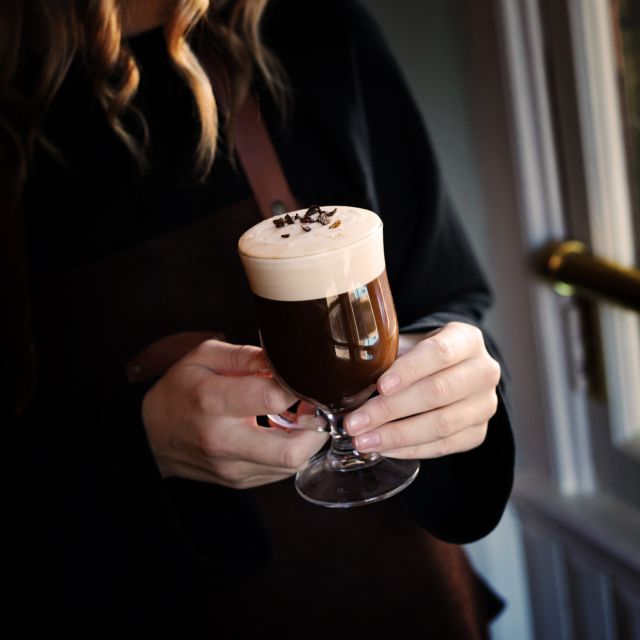 Dublin: Irish Coffee Masterclass at the Irish Whiskey Museum - The two stories behind the drink
