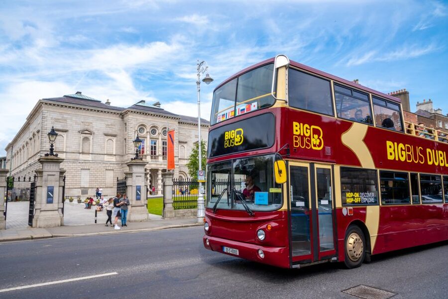 Dublin: Jameson Whiskey Distillery & Hop-on Hop-off Bus Tour - Trinity College, the Book of Kells, and Nassau Street