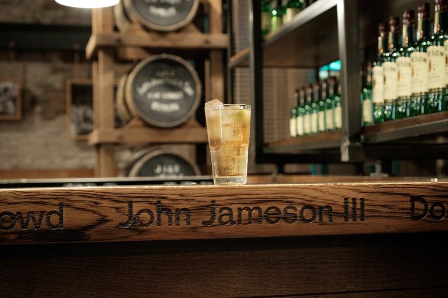 Dublin: Jameson Whiskey Distillery Tour with Tastings - Three ways to understand Irish whiskey